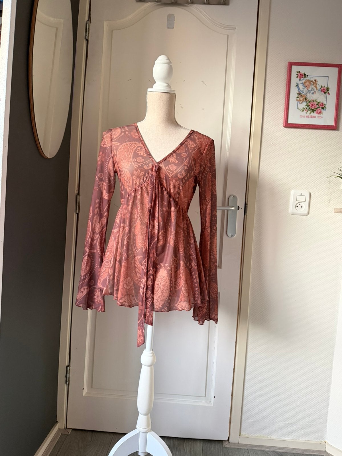 Doorschijnend mini-jurkje /tuniek met flare mouwen - Maat S, Kleding | Dames, Bruin, Ophalen of Verzenden, Zo goed als nieuw, Maat 36 (S)