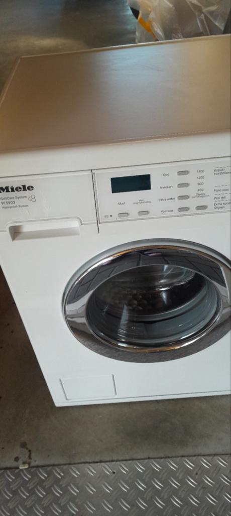 Miele wasmachine uitstekende staat goed onderhouden., Witgoed en Apparatuur, Wasmachines, Ophalen of Verzenden, Zo goed als nieuw