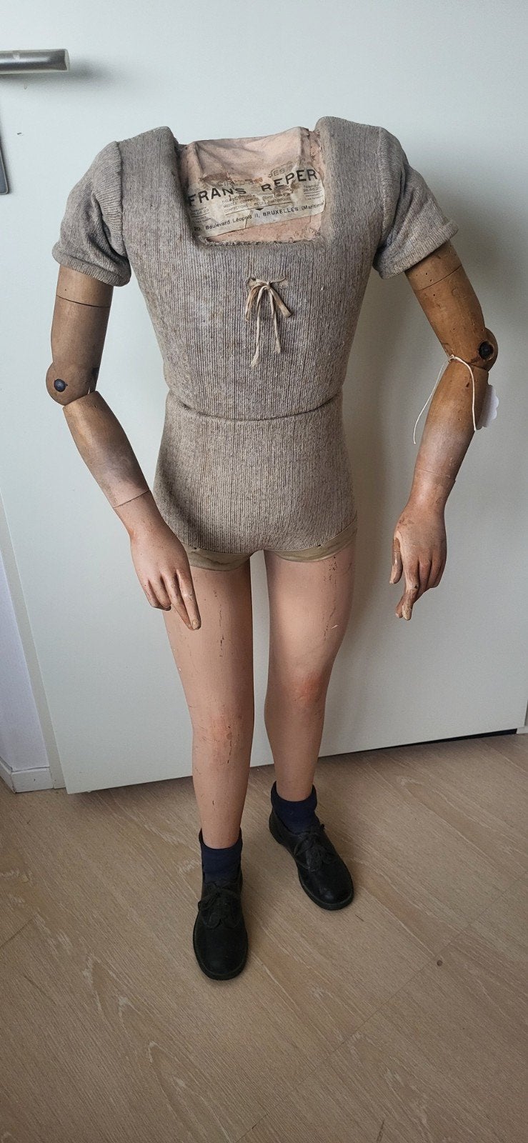 Antieke kinder etalage paspop, uniek decoratiestuk, Ophalen of Verzenden