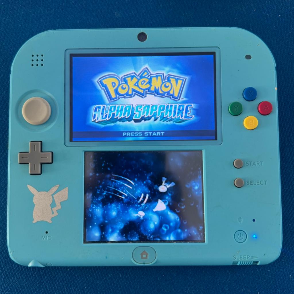 Nintendo 2DS Sun&Moon Editie 32 GB geheugen incl oplader+pen, Ophalen of Verzenden, Gebruikt, Blauw, 2DS