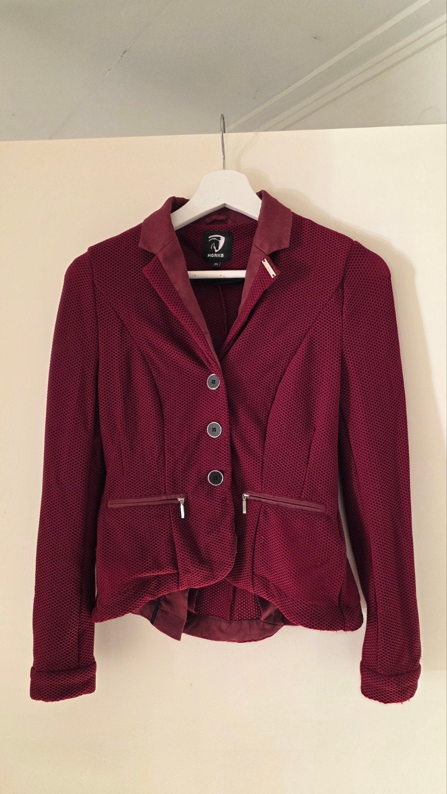 heel mooi Horka wedstrijdjasje, Dames, Rood, XS, Ophalen of Verzenden