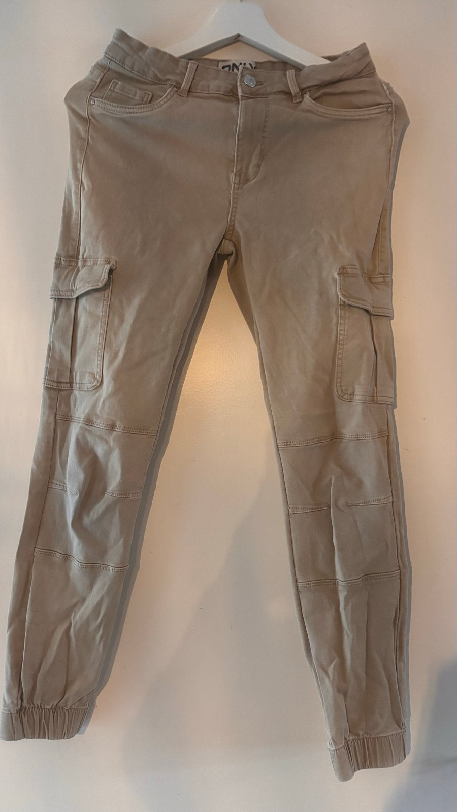 Only cargo broek maat 40-32, Beige, Zo goed als nieuw, Lang, Ophalen