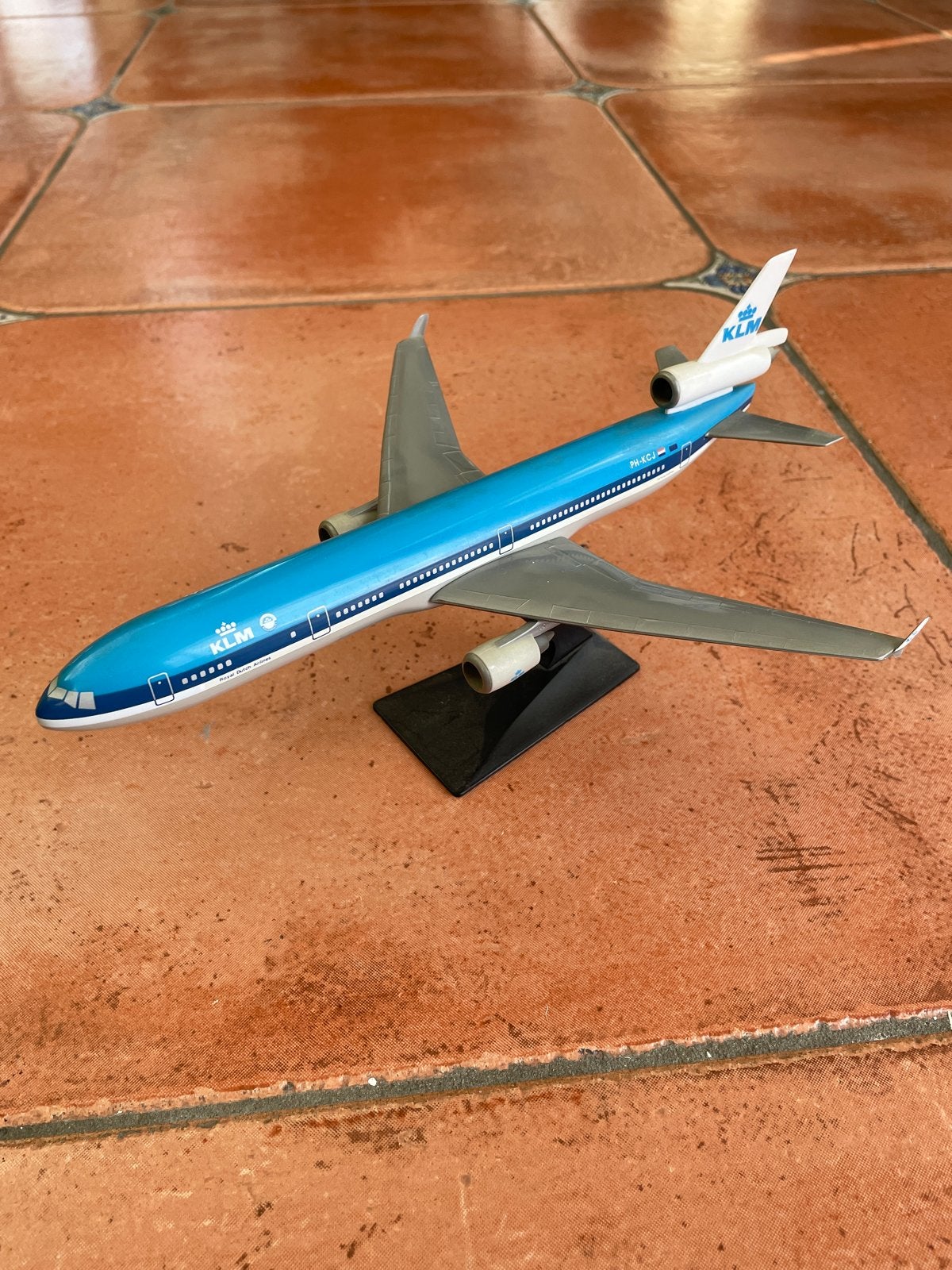KLM McDonnell Douglas MD-11 Vliegtuigmodel, Overige merken, 1:72 tot 1:144, Ophalen of Verzenden, Zo goed als nieuw