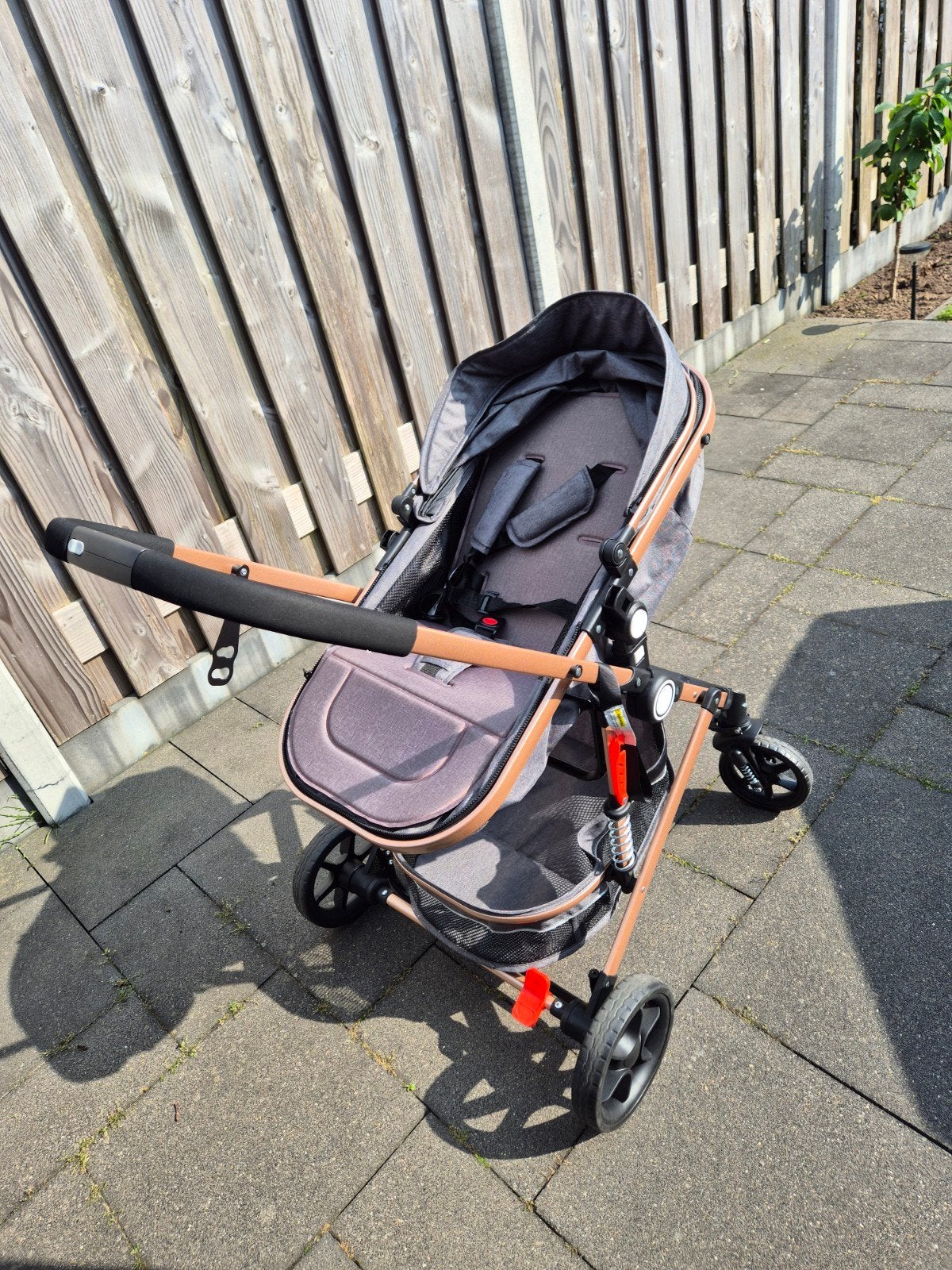 2-in-1 Kinderwagen Grijs/Goud, Zo goed als nieuw, Combiwagen, Verstelbare duwstang, Ophalen