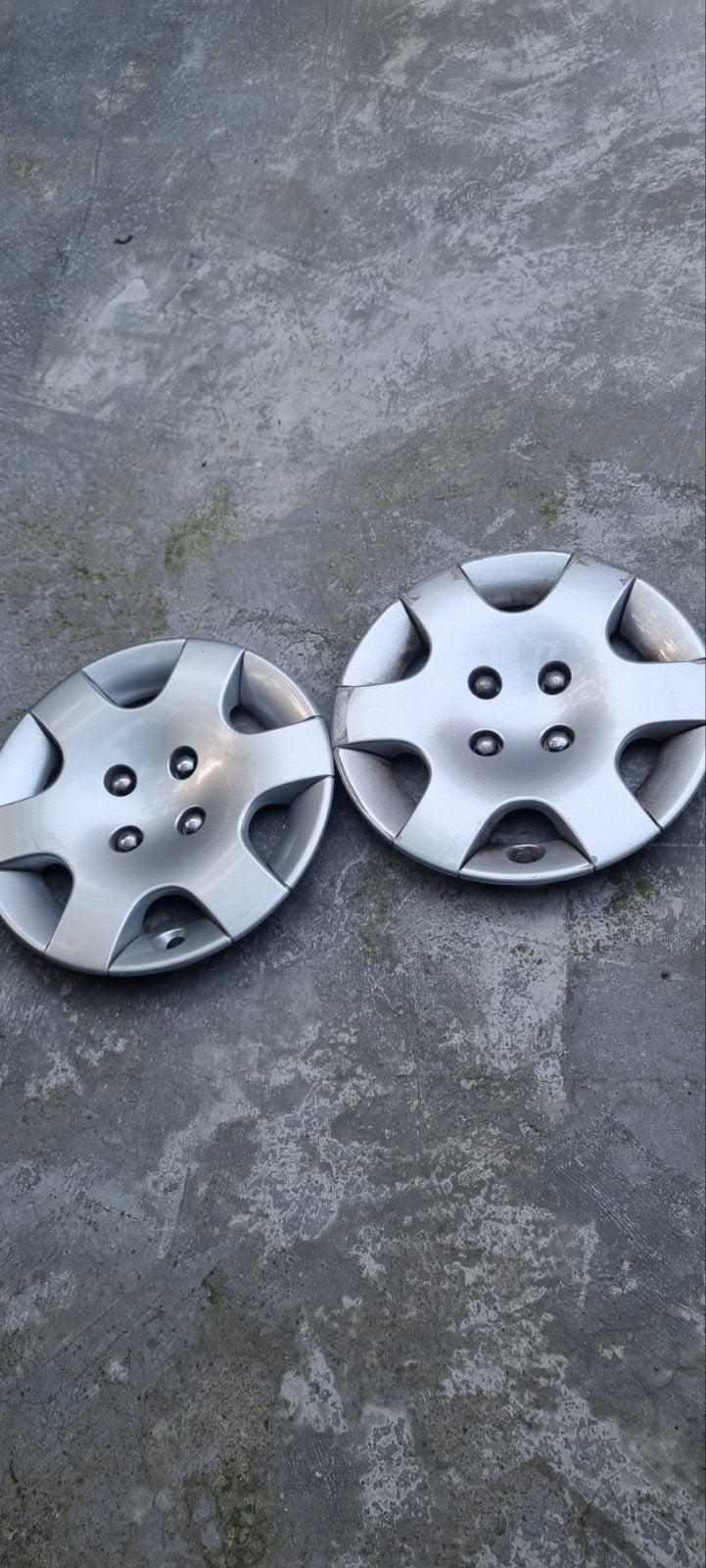 Te koop 2 Wieldoppen origineel Peugeot/Citroën, Auto diversen, Ophalen