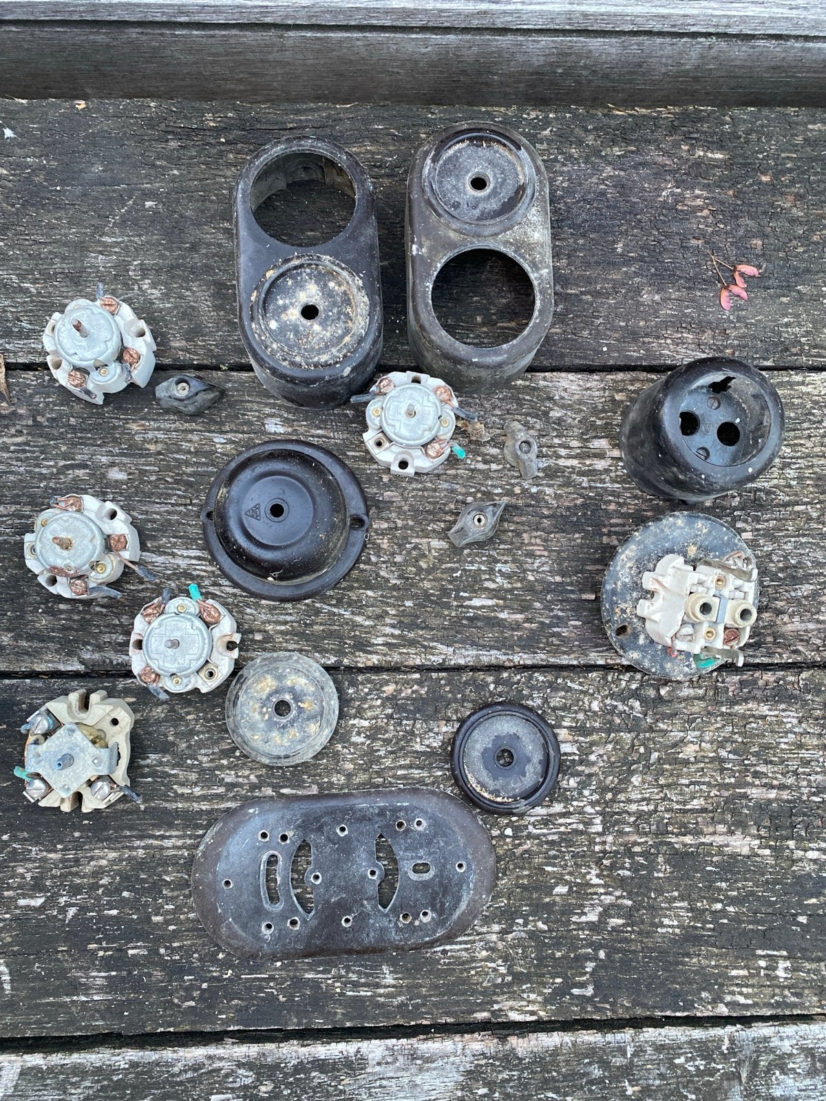 Vintage Bakelieten Schakelmateriaal - Diverse Onderdelen, Antiek en Kunst, Ophalen