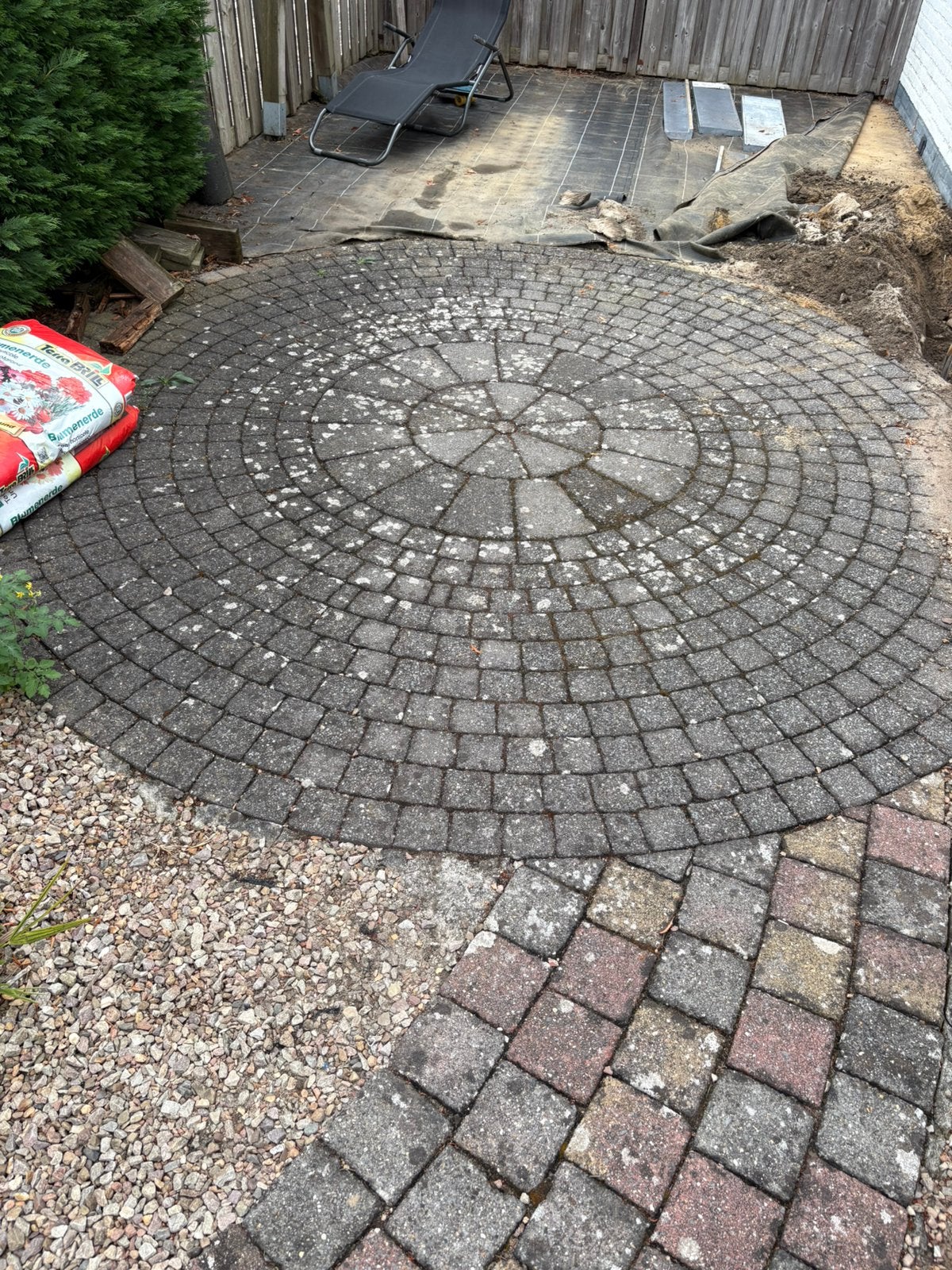 Gratis cirkel 320cm, Tuin en Terras, Tegels en Klinkers, Ophalen, Zo goed als nieuw, Beton, Klinkers