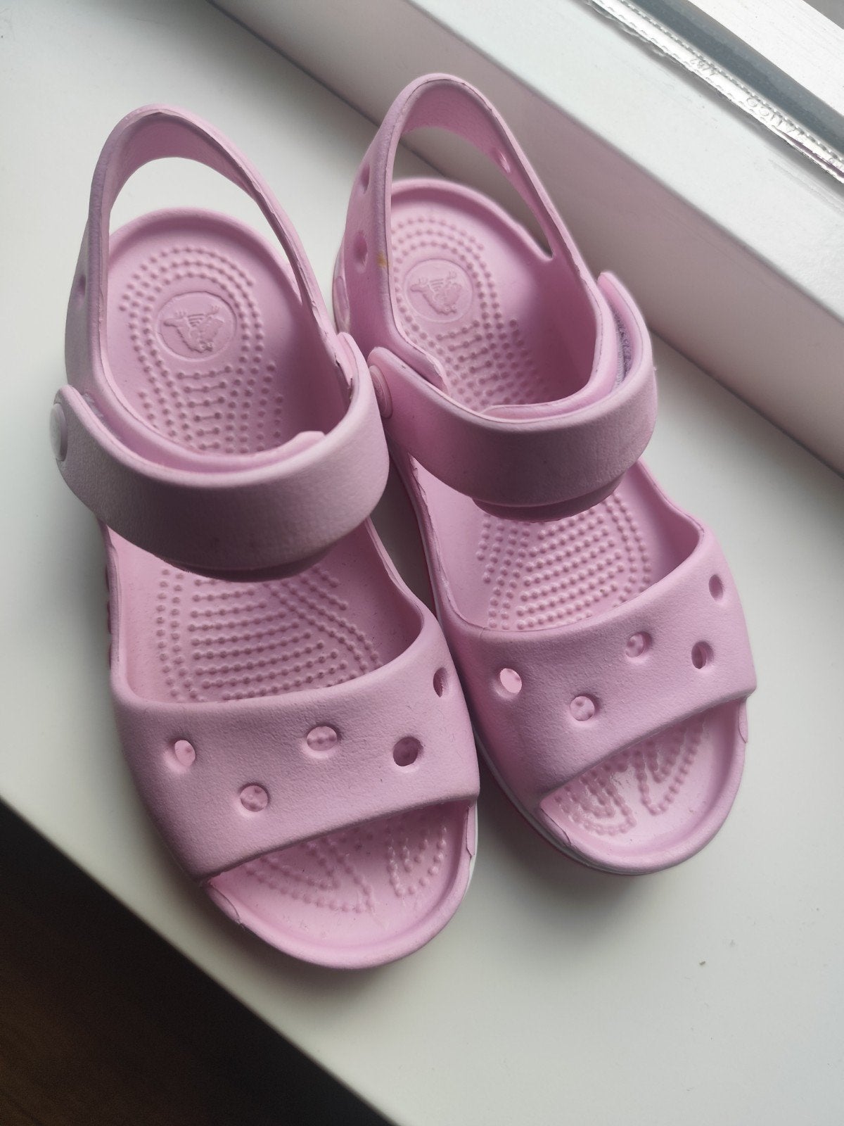 Roze Crocs sandalen maat C12 voor meisjes, Ophalen of Verzenden, Zo goed als nieuw, Meisje, Overige typen