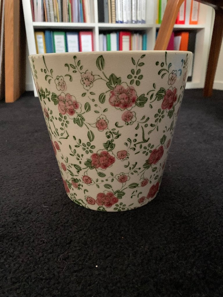 Clayre & Eef bloempot keramiek met bloemen, Rond, Ophalen of Verzenden, Zo goed als nieuw, Aardewerk