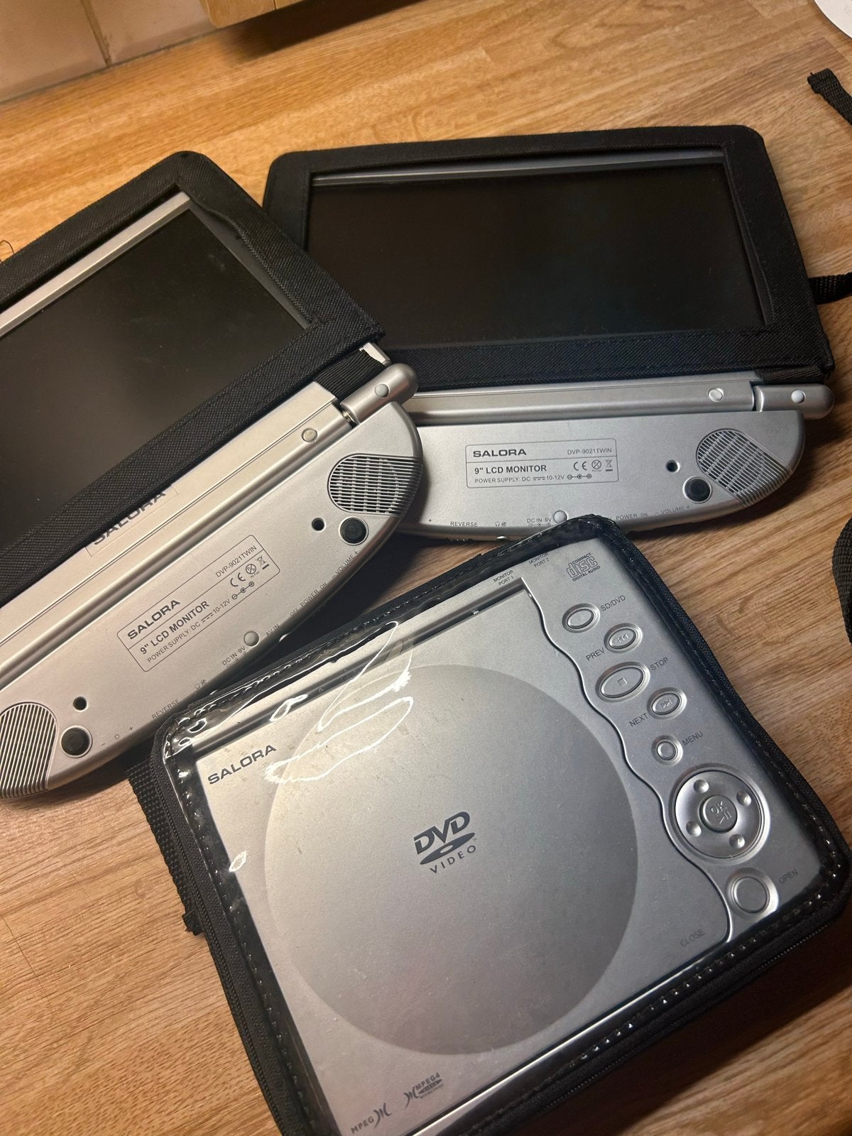 Portable DVD-speler met 2 schermen en draagtas, Audio, Tv en Foto, Gebruikt, Draagbaar, Ophalen of Verzenden, Overige merken