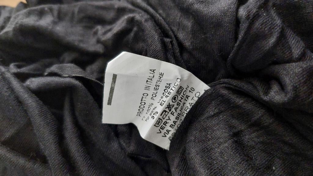 Te koop topje mt 1, Kleding | Dames, Ophalen of Verzenden, Zo goed als nieuw, Zonder mouw