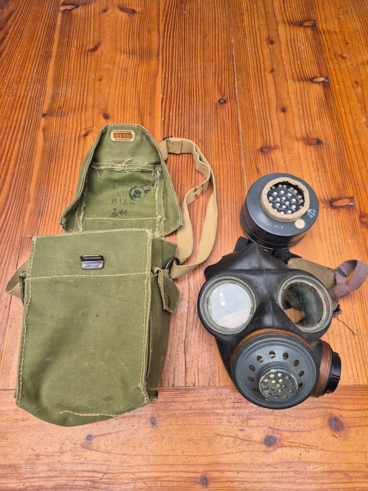 Brits ww2 gasmaskertasje met gasmasker, Ophalen of Verzenden, Engeland