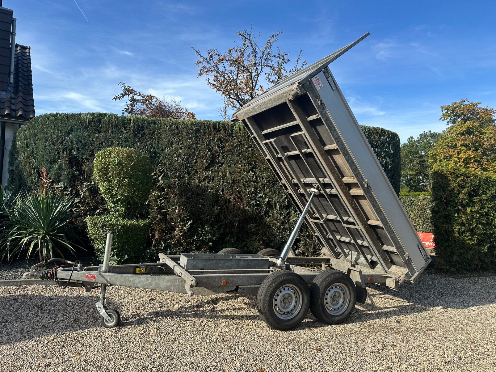Henra 3 zijdig electrische kipper 2700KG, Ophalen, Zo goed als nieuw