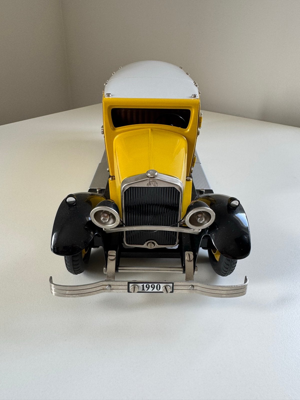 Märklin Post-Paketauto 1990, Ophalen, Zo goed als nieuw, Bus of Vrachtwagen