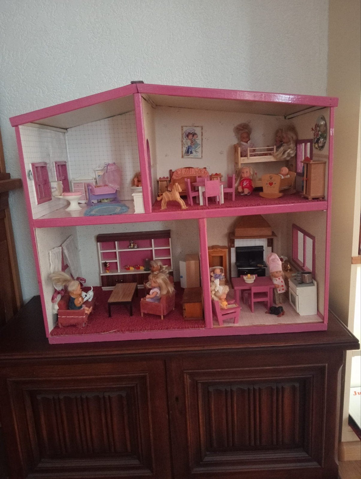 Poppenhuis en 10 Simba Evi Love popjes, Ophalen of Verzenden, Poppenhuis