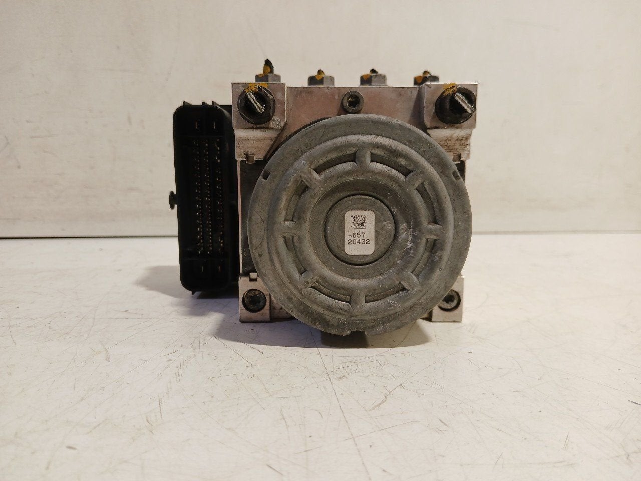 Abs pomp Audi A3, Onderdelen@venauto.nl, Van der Ven Autorecycling B.V., Gebruikt, Ettenseweg 76, 4706 PB Roosendaal, The Netherlands