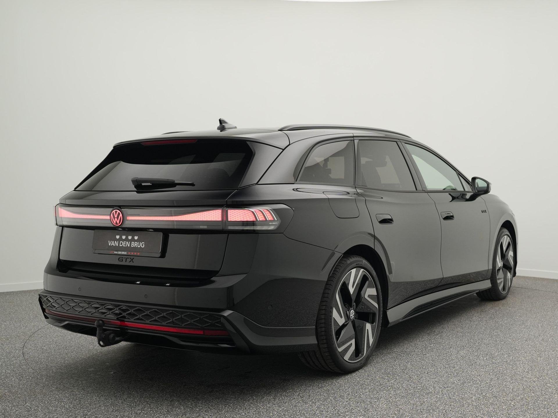 Volkswagen ID.7 Tourer GTX Limited Edition 86 kWh 340 pk | L, Auto's, 2240 kg, 585 km, Alcantara, Vierwielaandrijving