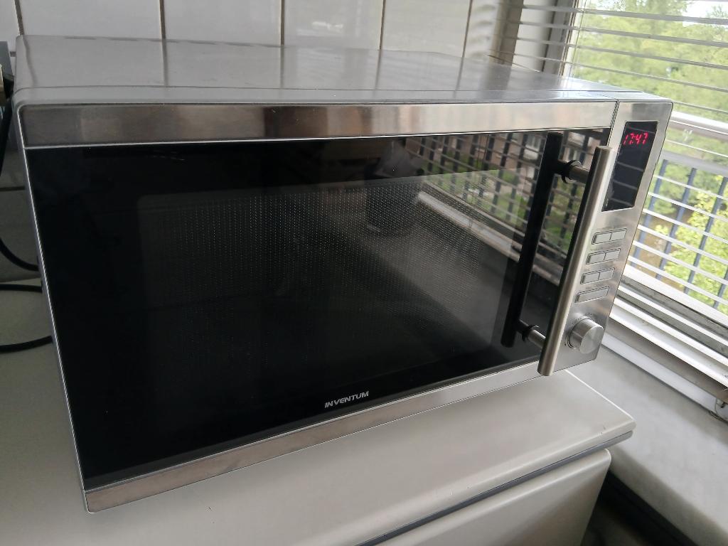 Inventum magnetron z.g a.n.Grill, Heteluchtoven Ontdooien, Ophalen, Combimagnetron, Crisp, Zo goed als nieuw