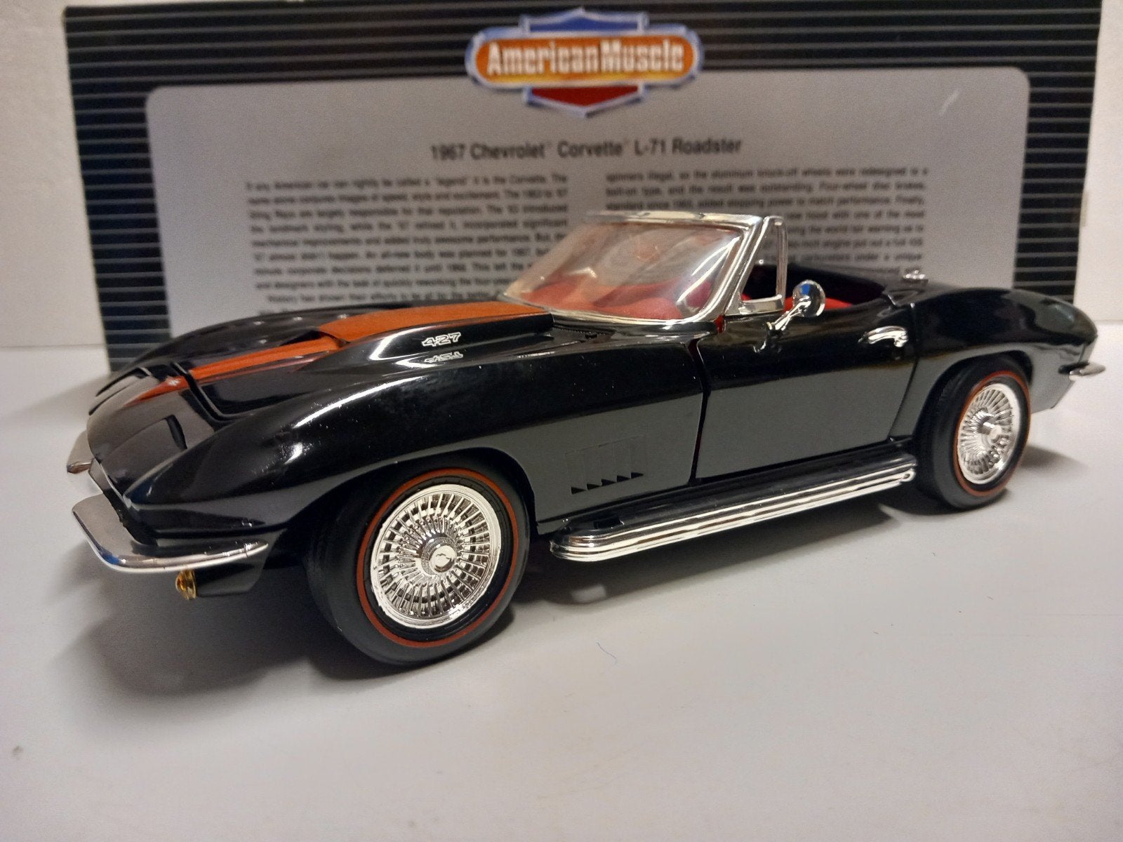 Chevrolet Corvette Stingray ERTL 50th anniversary 1:18 KRD, Ophalen of Verzenden, Zo goed als nieuw, Auto, ERTL