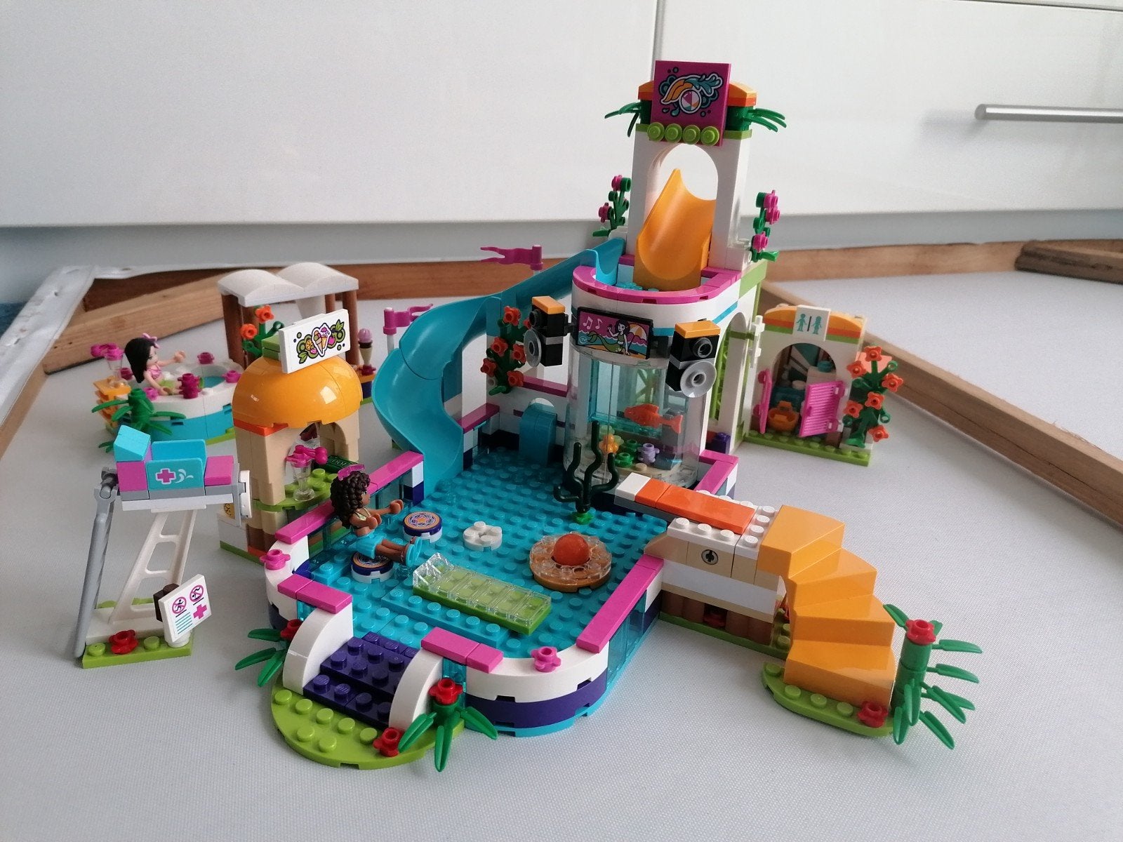 Lego friends 41313 Heartlake Summer Pool zwembad, Lego, Friends, Ophalen of Verzenden, Zo goed als nieuw