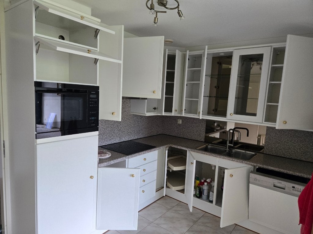 Nette keuken met Siemens apparatuur, Huis en Inrichting, Keuken | Complete keukens, Ophalen, Gebruikt, Overige materialen, Wit