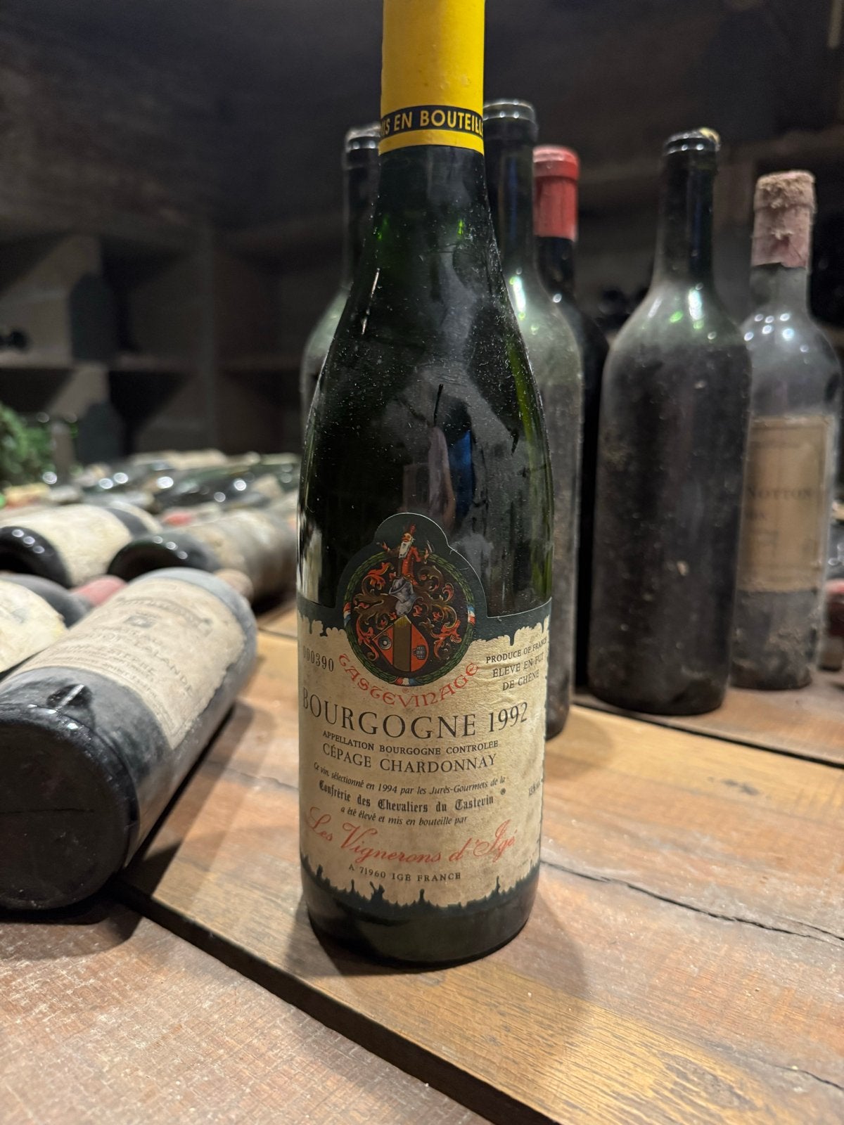 6 flessen Bourgogne Chardonnay 1992 - Vintage Witte Wijn, Ophalen, Frankrijk, Witte wijn, Zo goed als nieuw