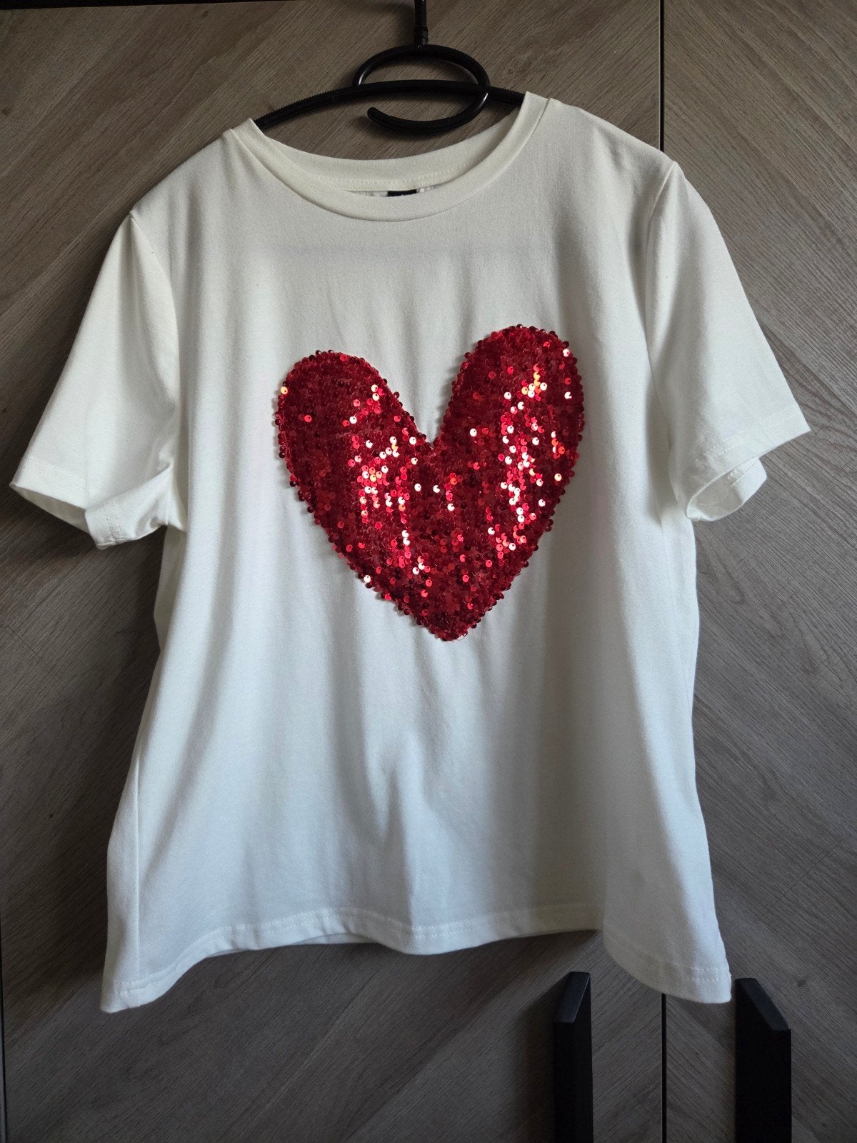 Wit truitje met glitter hart, Kleding | Dames, Wit, Maat 42/44 (L), Nieuw, Ophalen of Verzenden