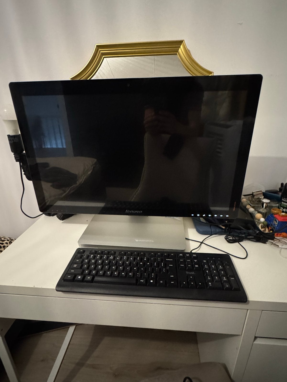 Lenovo All-in-One PC met Intel Core i7 en Windows 11, Computers en Software, Ophalen, Gebruikt, 2 tot 3 Ghz, Met monitor