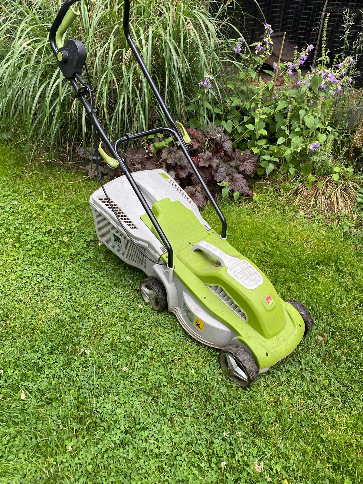 Central Park Elektrische Grasmaaier DYM1183P  praxis, Tuin en Terras, Ophalen, Cirkelmaaier, Gebruikt, Elektrische grasmaaier
