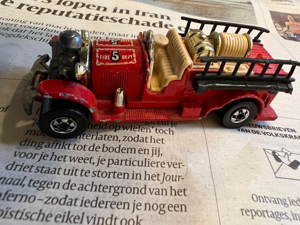 Vintage speelgoed brandweerwagen, Ophalen