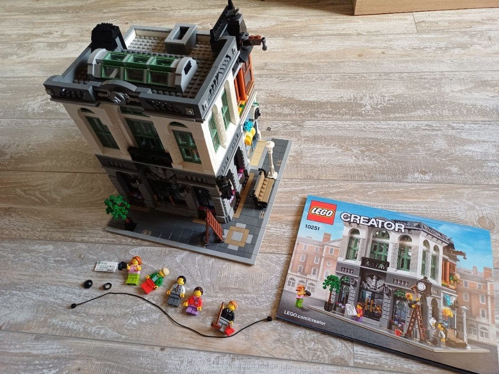 LEGO Creator Expert Brick Bank - 10251, Ophalen of Verzenden, Zo goed als nieuw, Complete set, Lego
