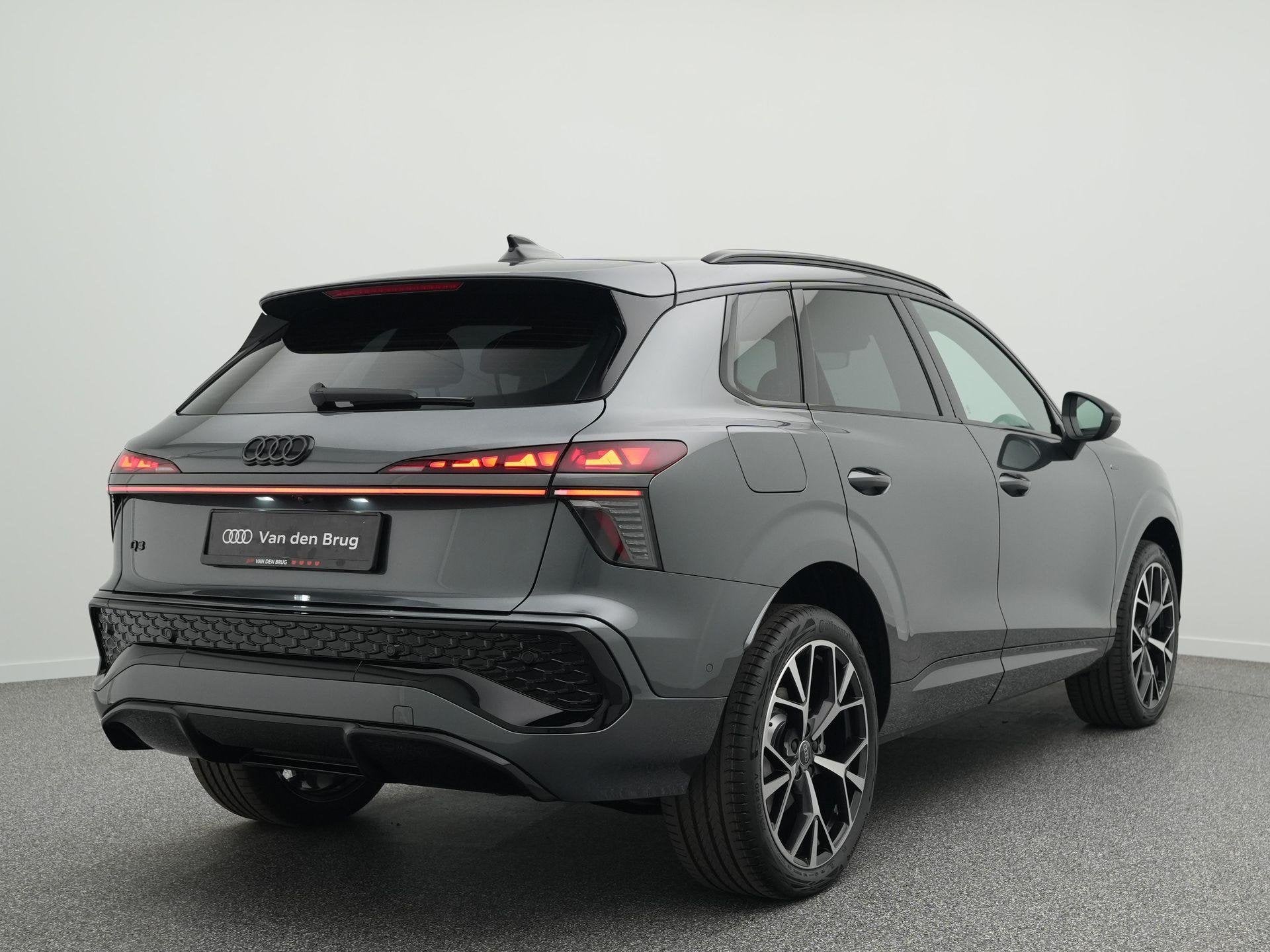 Audi Q3 1.5 e-hybrid S edition 272pk | Camera | 20" Velgen |, Auto's, 1800 kg, Euro 6, 4 cilinders, 150 min