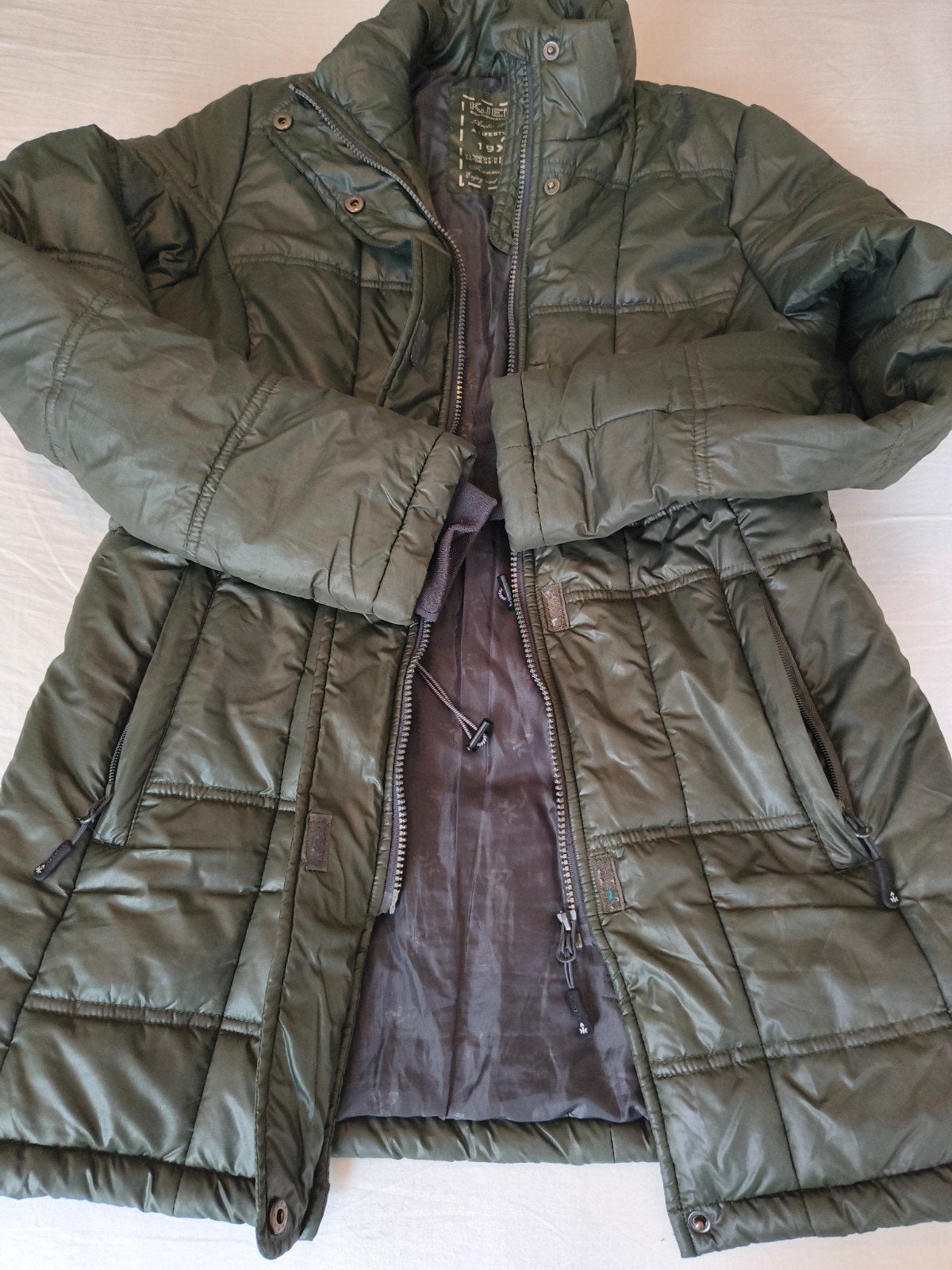 Kjelvik / jas / maat 36 / legergroen / herfst / winter, Kleding | Dames, Ophalen, Zo goed als nieuw, Kjelvik, Maat 36 (S)