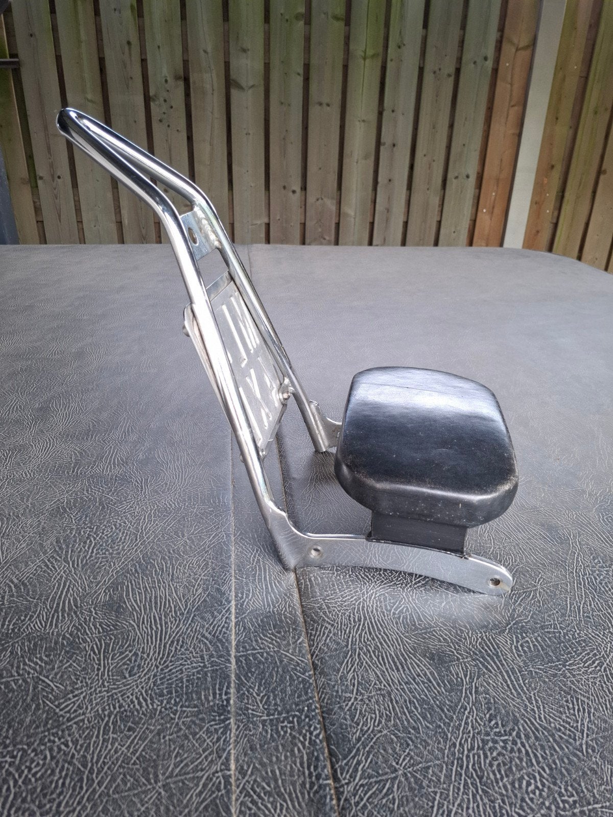Sissybar met rugleuning voor motorfiets, Ophalen of Verzenden
