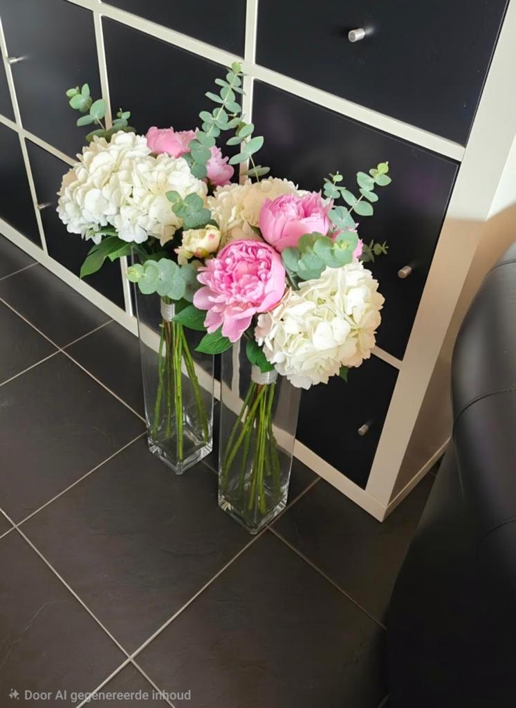 2 stuks grote glazen vazen van 70 cm hoog, Ophalen, Overige kleuren, 50 tot 75 cm, Glas