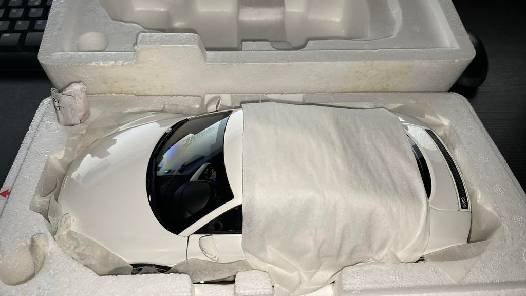 KYOSHO AUDI R8 white 1:18, Hobby en Vrije tijd, Modelauto's | 1:18, Ophalen of Verzenden, Nieuw, Auto, Kyosho