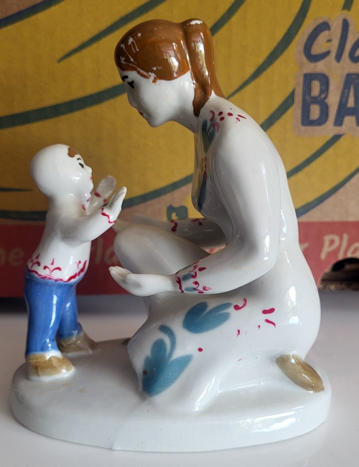 Te koop vintage porseleinen beeldje, Antiek en Kunst, Ophalen of Verzenden