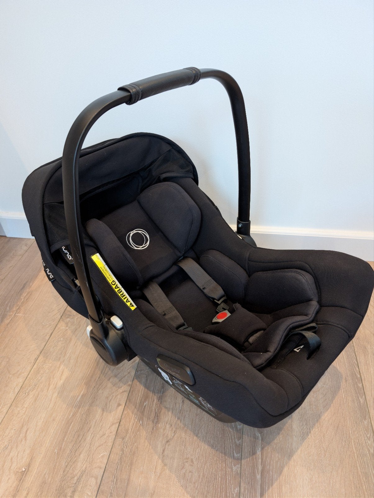 Bugaboo turtle air Nuna maxi cosi met voet, Verstelbare rugleuning, Zo goed als nieuw, Isofix, 0 t/m 13 kg