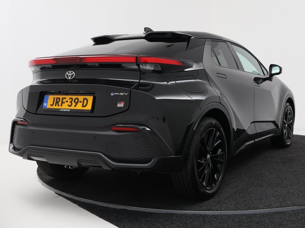 Toyota C-HR 2.0 Plug-in Hybrid 220 Black Edition | GR Sport, Auto's, Toyota, 12 maanden, 4 cilinders, 179 pk, Zwart