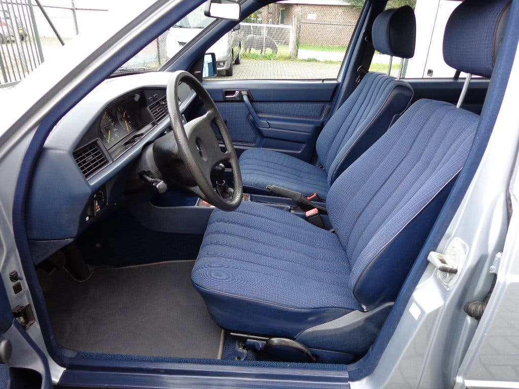Mercedes 190 E 1984 met slechts 81265 KM 1 eigenaar, foto 10