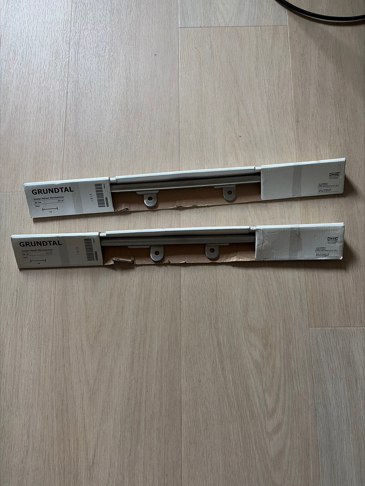 IKEA GRUNDTAL Keukenrek 59 cm - 2 stuks, Ophalen of Verzenden, Nieuw