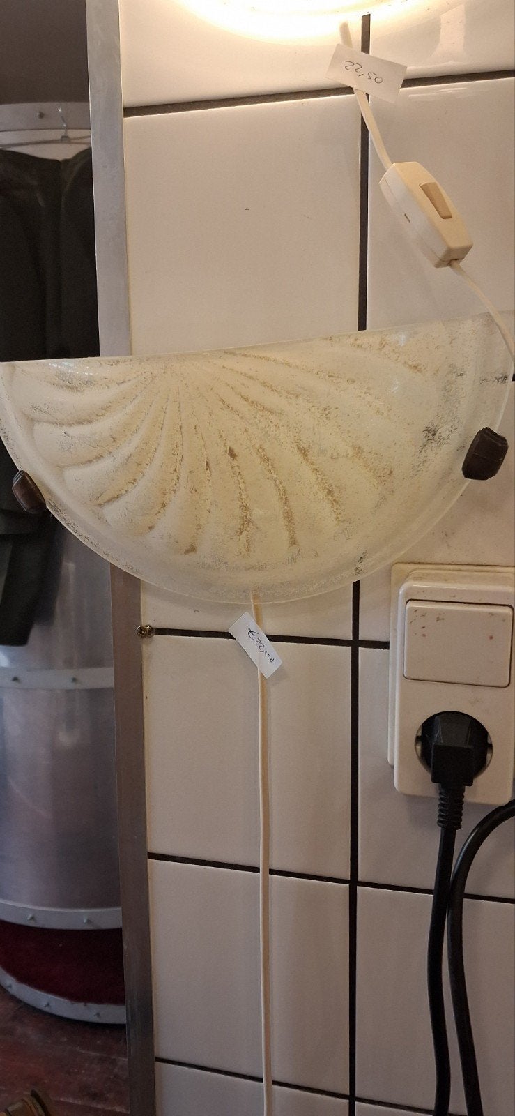 Vintage Schelp Wandlamp - Glazen Half-Ronde Lamp, Met schakelaar, Wit, Overige merken, Gebruikt