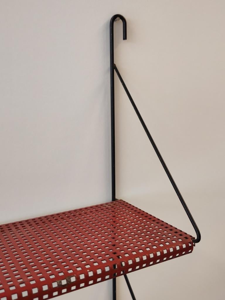 Vintage metalen Pilastro wandrekje metaal geperforeerd, Huis en Inrichting, Woonaccessoires | Wandplanken en Boekenplanken, Gebruikt