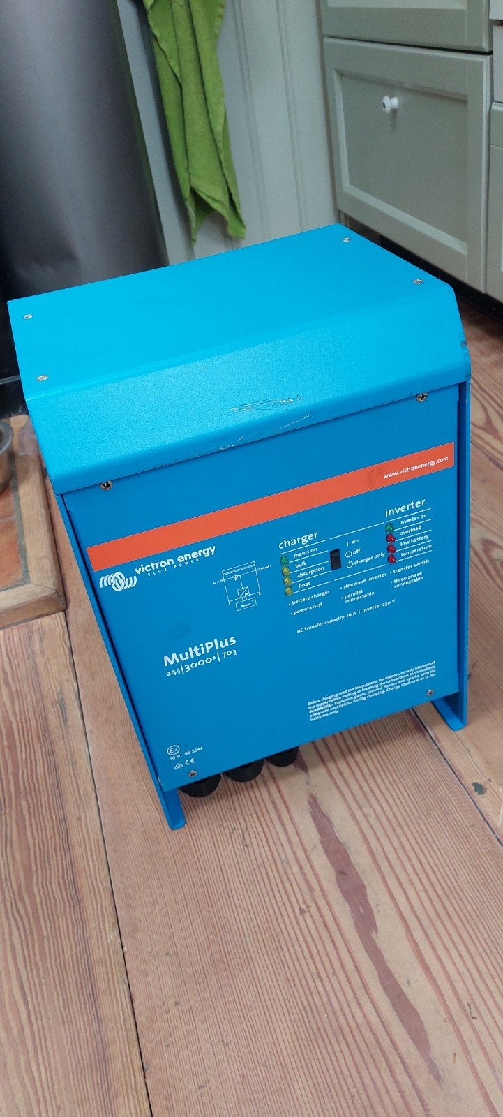 Victron Energy MultiPlus 24/3000/70-16 Omvormer/Lader, Ophalen, Gebruikt, Overige merken, Omvormer