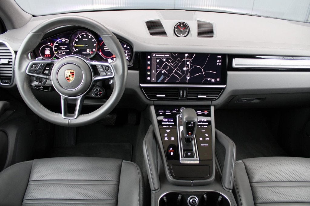 Porsche Cayenne 3.0 E-Hybrid SportDesign | panoramadak | ach, Automaat, Cayenne, 14 kWh, Euro 6