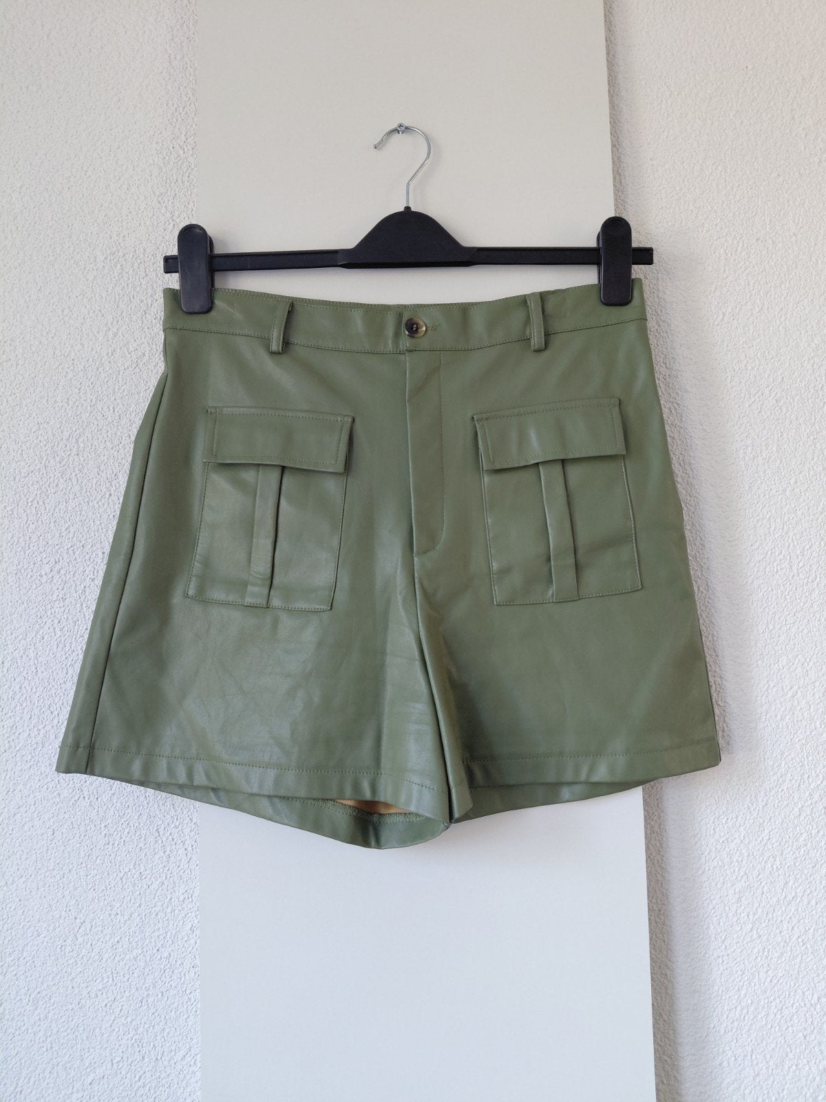 LOAVIES korte broek 40, Maat 38/40 (M), Overige kleuren, Kort, Ophalen of Verzenden