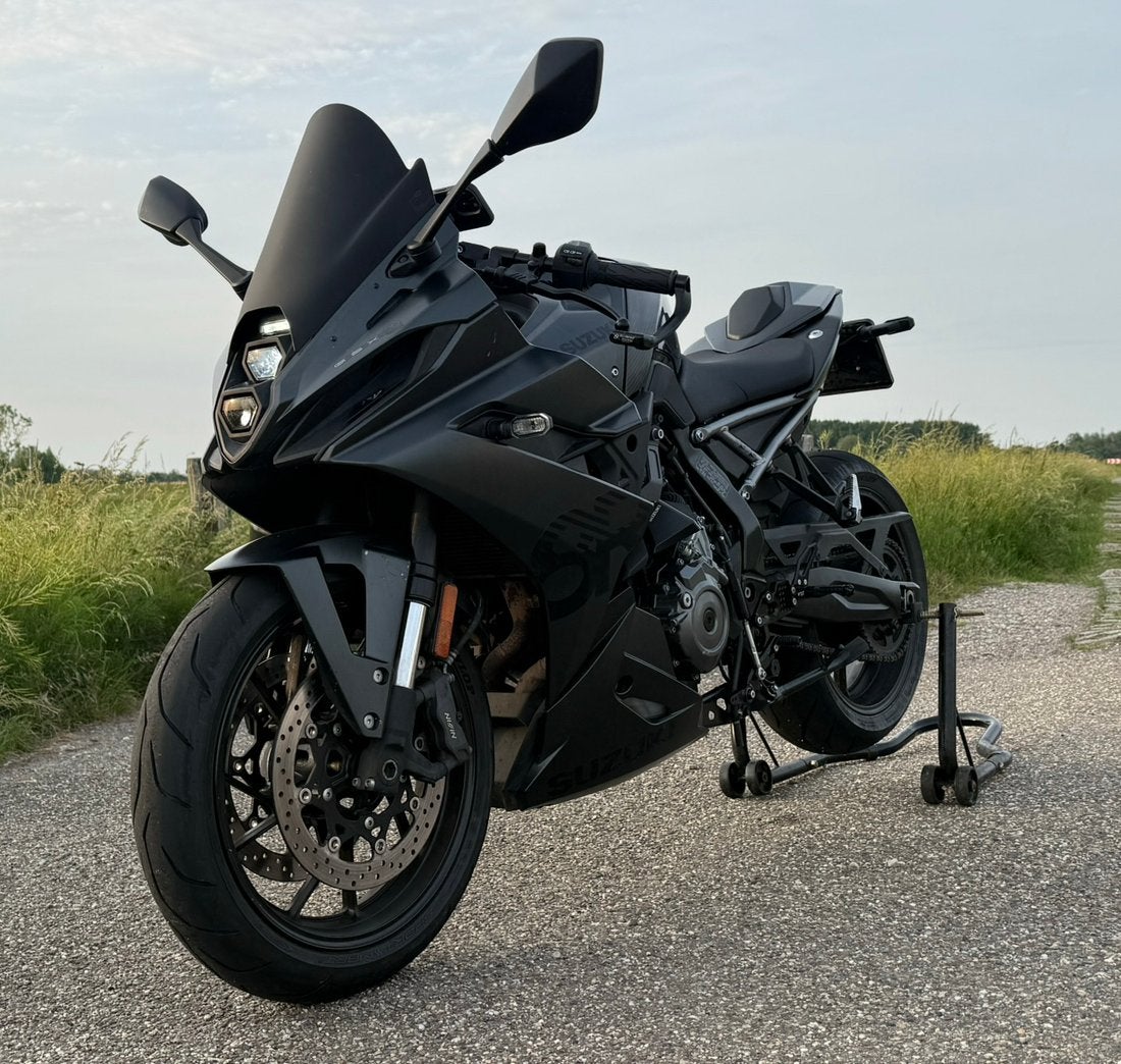 Suzuki GSX 8R Custom | Yoshimura | ECU Tune | €4000 Upgrades, 2 cilinders, Motorrijbewijs A, Super Sport, Meer dan 35 kW