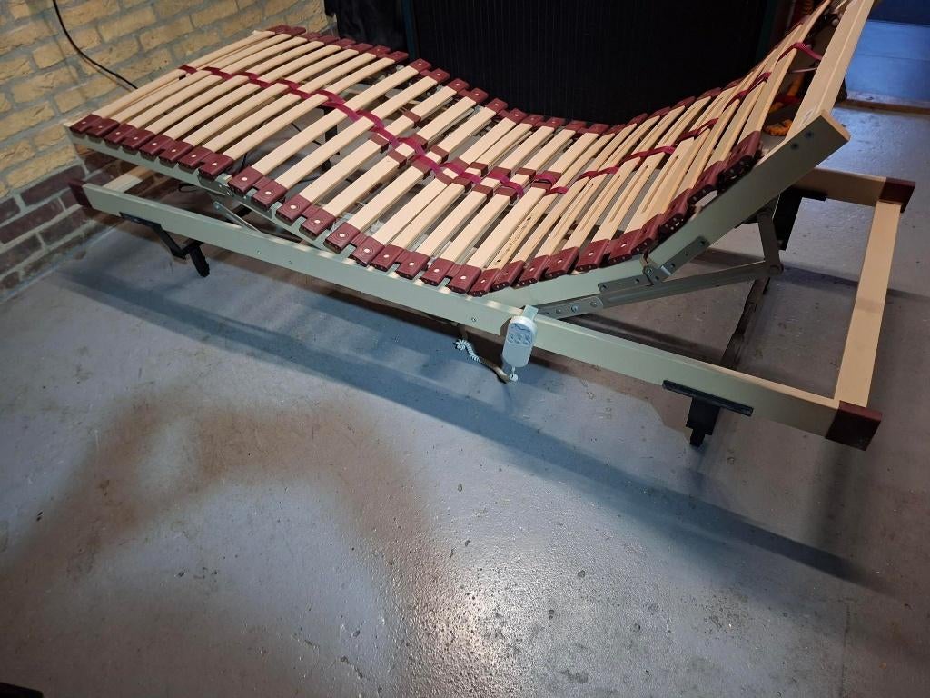 electrische lattenbodem, Ophalen, Gebruikt, Eenpersoons, 80 cm