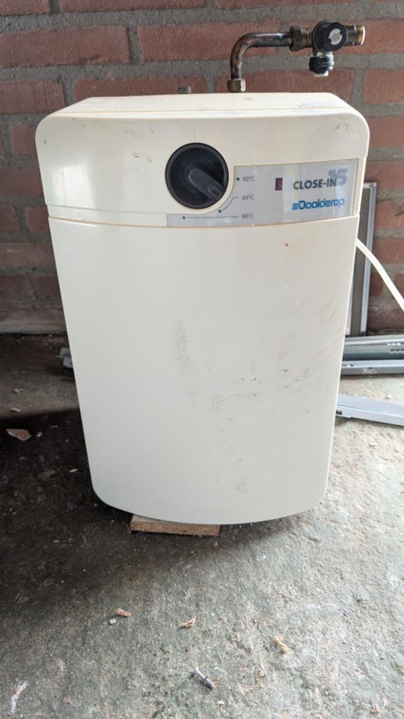 Daalderop inbouw boiler, Ophalen