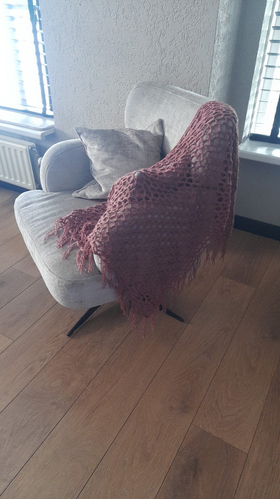 Nieuwe gehaakte omslagdoek, Selfmade, Ophalen of Verzenden, Nieuw, Maat 46/48 (XL) of groter